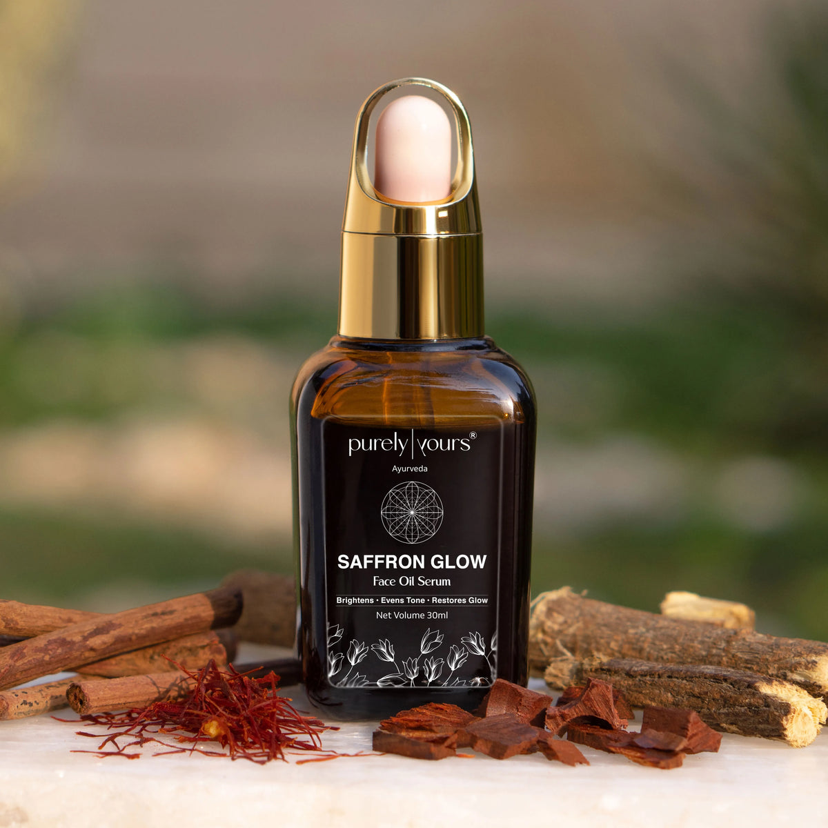 Saffron Glow Face Oil Serum – Radiance, Nourishment & Lasting Hydration